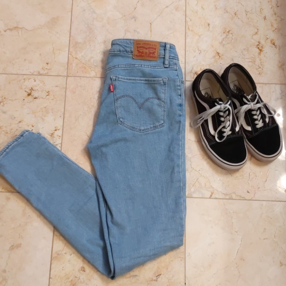 Levi's 711 Skinny Jean